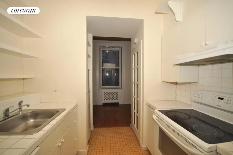 New York City Real Estate | View 3 Pierrepont Place, 3C | room 5 | View 6