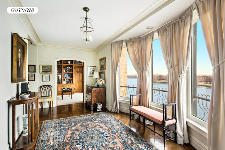 New York City Real Estate | View 1 East End Avenue, 6A | room 3 | View 4