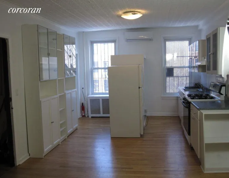 New York City Real Estate | View 359 Warren Street, 2 | Dining Area off the Kitchen | View 2