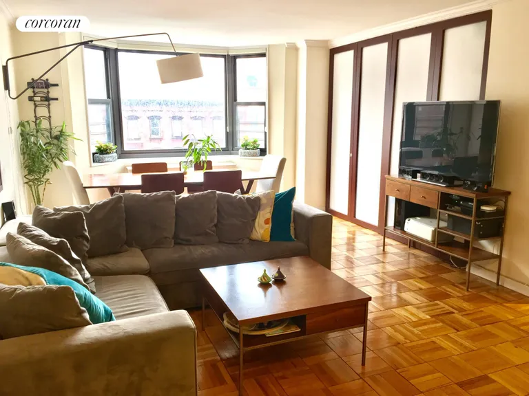 New York City Real Estate | View 200 East 90th Street, 6H | 2 Beds, 1 Bath | View 1