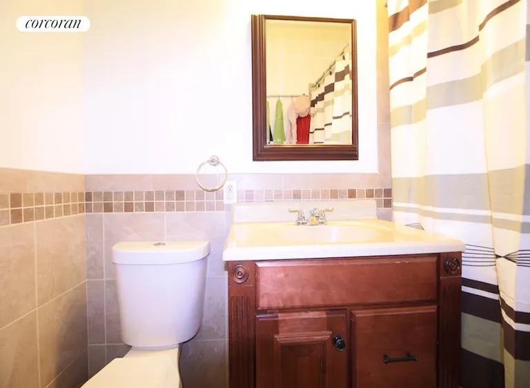 New York City Real Estate | View 370 West 118th Street, 1D | Full Bathroom | View 8