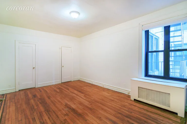 New York City Real Estate | View 345 Montgomery Street, 3F | room 2 | View 3
