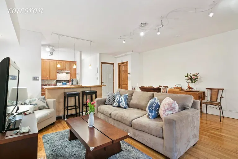 New York City Real Estate | View 312 West 98th Street, 1 | 2 Beds, 2 Baths | View 1