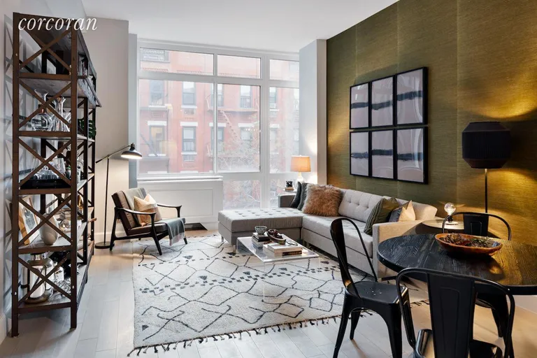 New York City Real Estate | View 389 East 89th Street, 6C | 1 Bed, 2 Baths | View 1