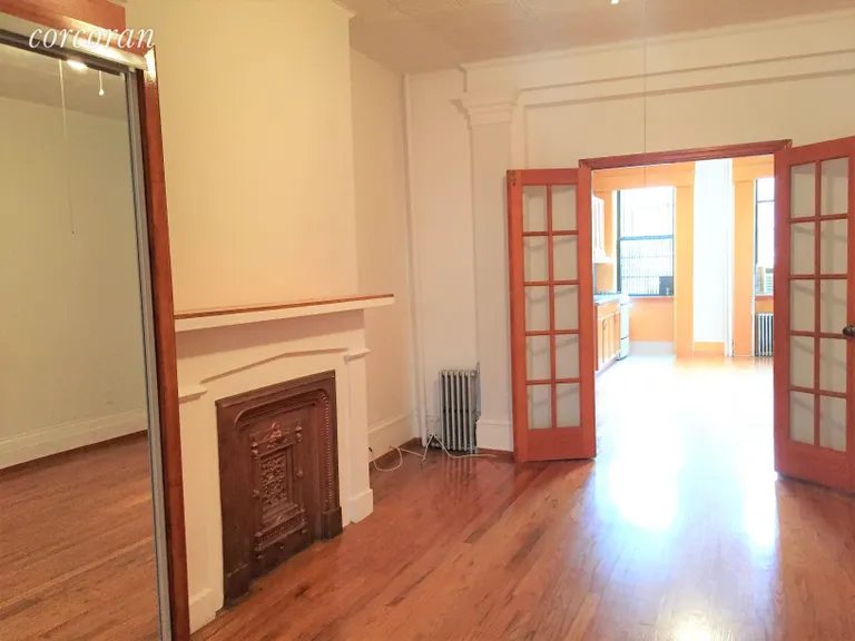 New York City Real Estate | View 163 Bedford Avenue, 1 | room 4 | View 5