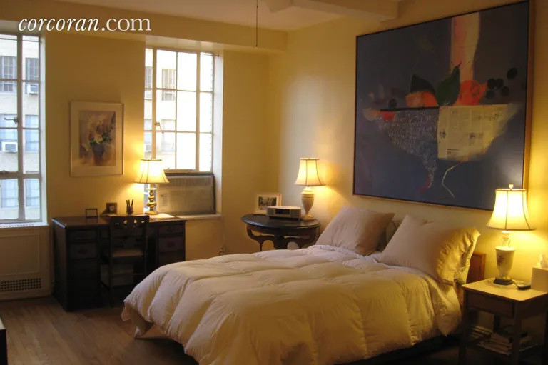 New York City Real Estate | View 353 West 56th Street, 7B | room 7 | View 8