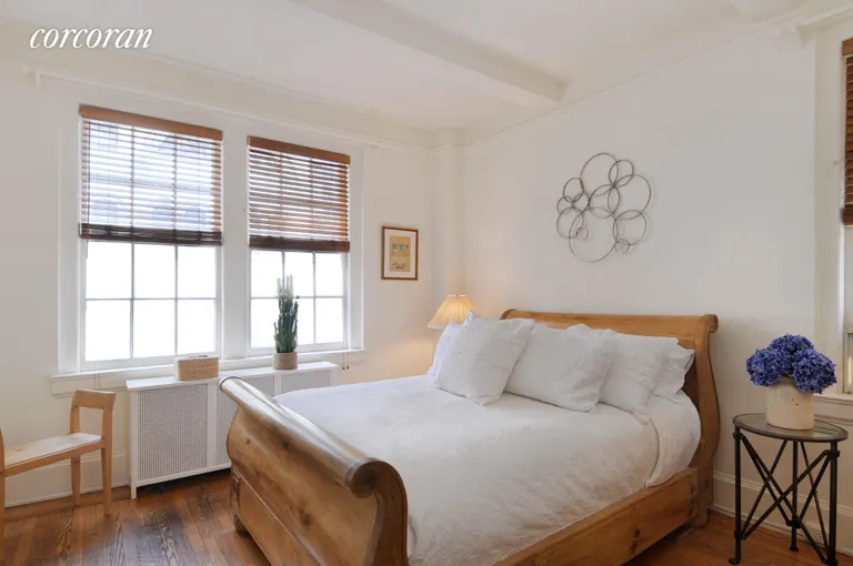 New York City Real Estate | View 120 East 75th Street, 2B | room 2 | View 3