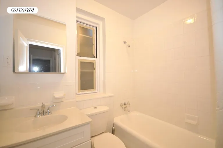 New York City Real Estate | View 19 Grace Ct, 2B | room 11 | View 12