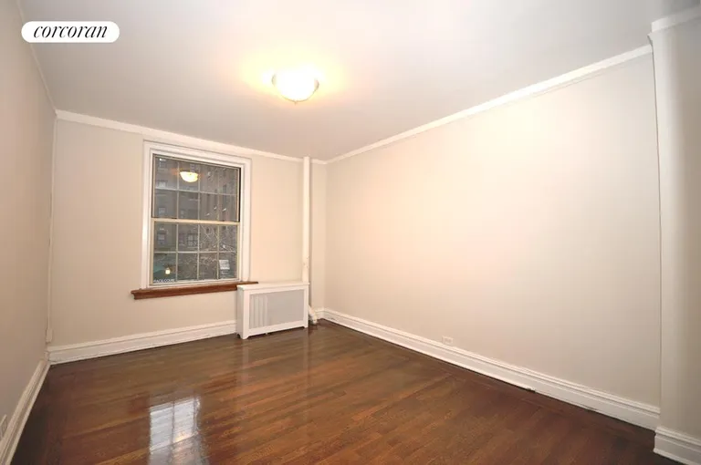 New York City Real Estate | View 19 Grace Ct, 2B | room 9 | View 10