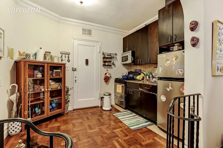 New York City Real Estate | View 210 West 19th Street, 6C | room 1 | View 2