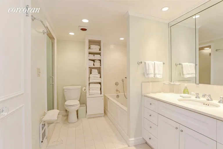 New York City Real Estate | View 700 Park Avenue, 19B | Master Bathroom | View 9