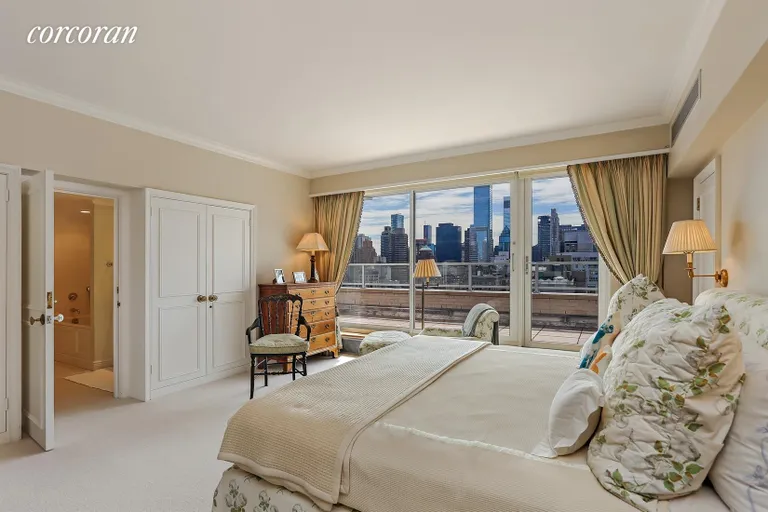 New York City Real Estate | View 700 Park Avenue, 19B | Master Bedroom | View 8