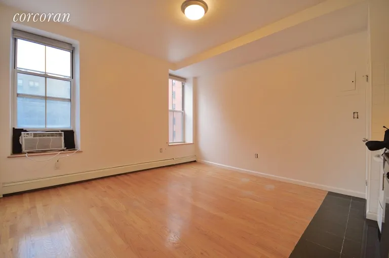 New York City Real Estate | View 11 Varick Street, 4M | Open living room | View 3