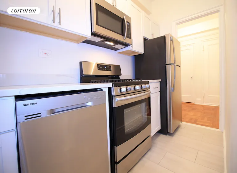 New York City Real Estate | View 173 West 78th Street, 2D | room 1 | View 2