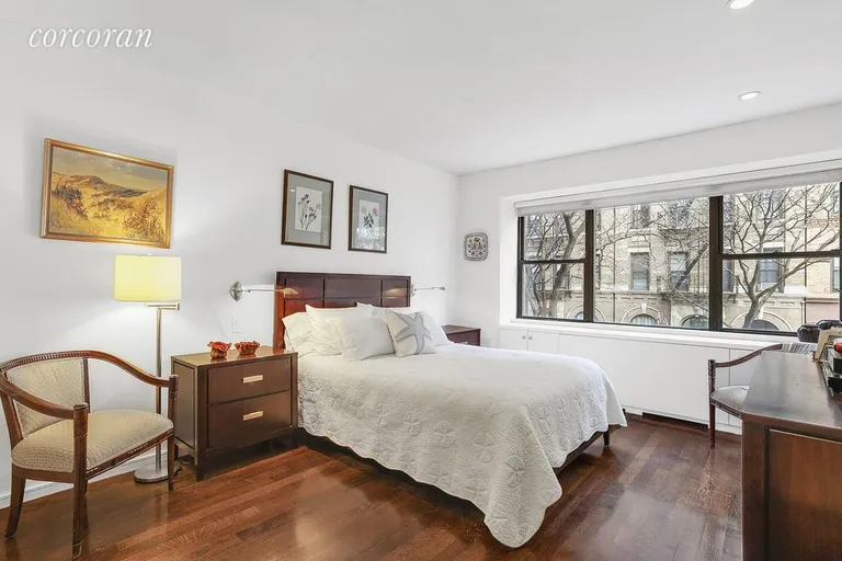 New York City Real Estate | View 402 East 90th Street, 2C/UNFURN | room 3 | View 4