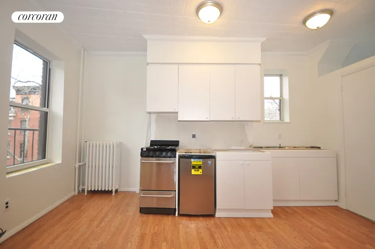 New York City Real Estate | View 1 Willow Place, 3R | room 2 | View 3