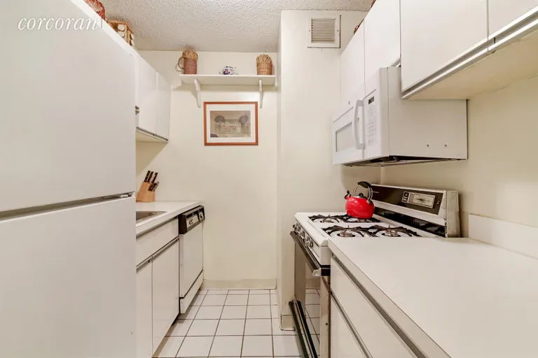 New York City Real Estate | View 404 East 79th Street, 12D | Kitchen | View 11