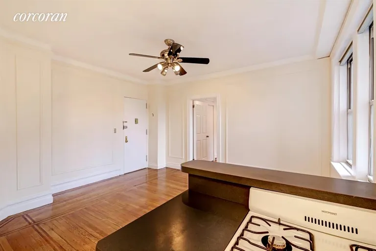 New York City Real Estate | View 140 West 71st Street, 6G | Living Room | View 7