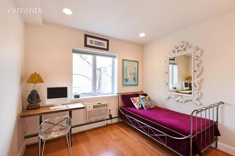 New York City Real Estate | View 525 Vanderbilt Avenue, 4B | Bedroom | View 5