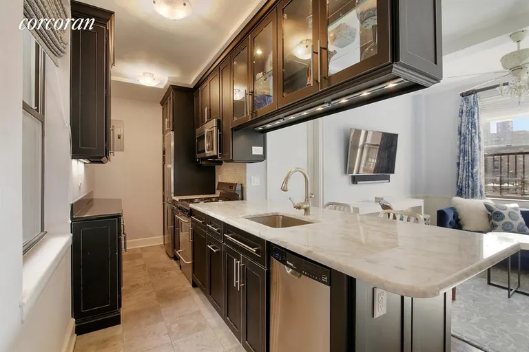 New York City Real Estate | View 20 West 72Nd Street, 1404 | Kitchen | View 4