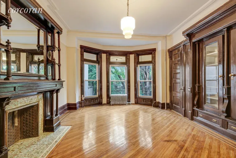 New York City Real Estate | View 377 Park Place | 2.5 Beds, 1 Bath | View 1