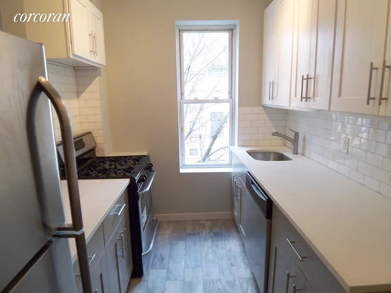 New York City Real Estate | View 1 Saint Francis Place, 2R | room 1 | View 2