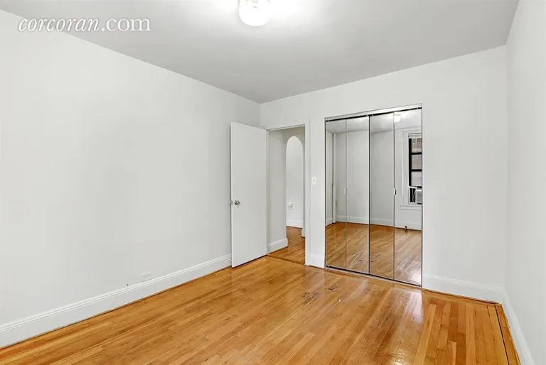 New York City Real Estate | View 240 East 24th Street, 2E | room 2 | View 3
