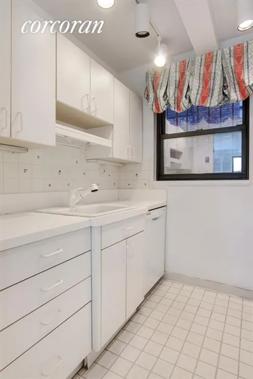 New York City Real Estate | View 235 East 49th Street, 2A | Kitchen | View 5