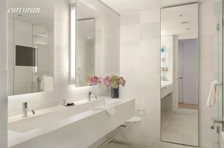New York City Real Estate | View 400 East 67th Street, 5C | Master Bathroom | View 5
