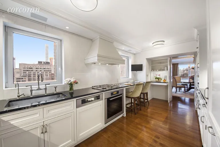 New York City Real Estate | View 114 East 72nd Street, PH | Expansive Kitchen | View 5