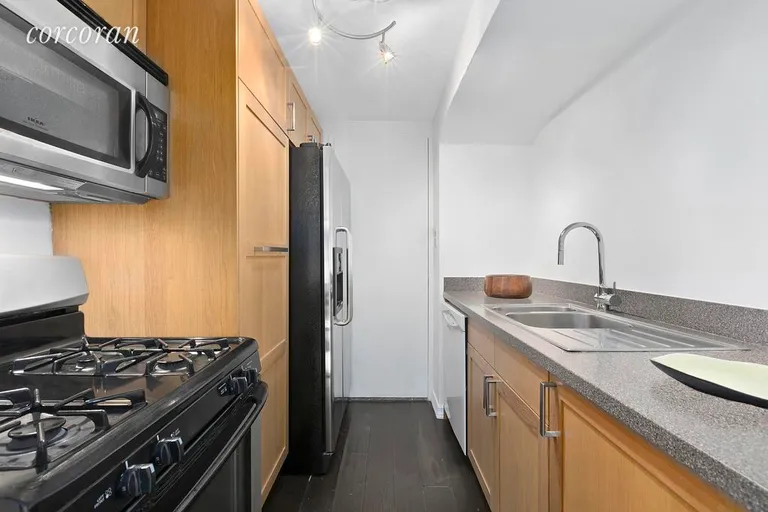 New York City Real Estate | View 1175 York Avenue, 18L | kitchen | View 5