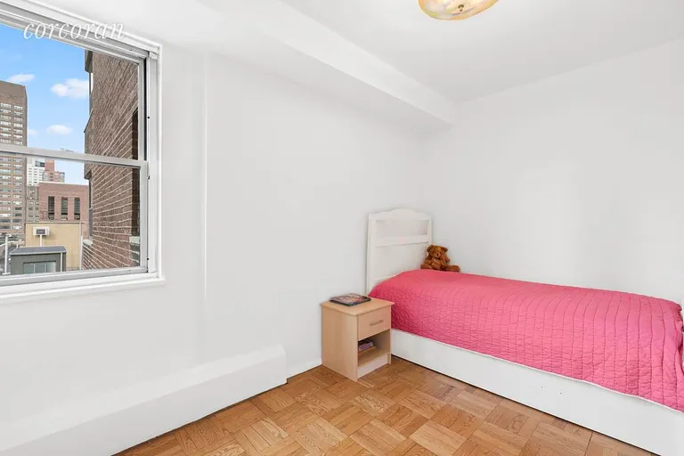 New York City Real Estate | View 1175 York Avenue, 18L | bedroom | View 4