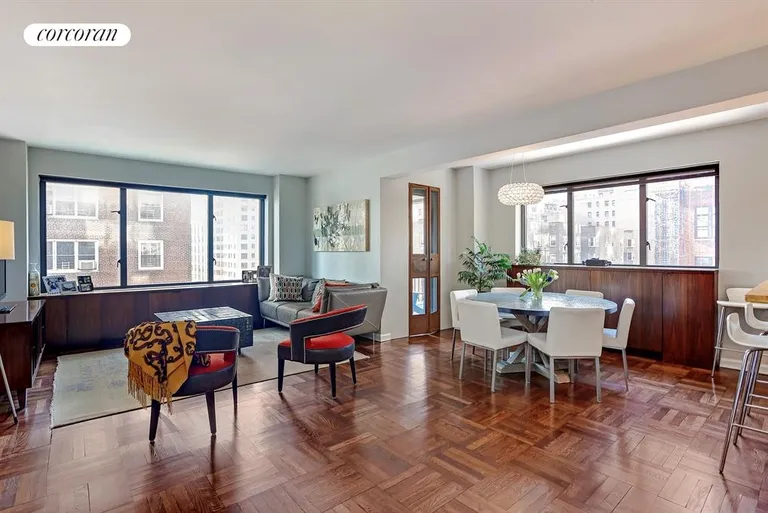 New York City Real Estate | View 45 East End Avenue, 6EF | Living Room | View 10