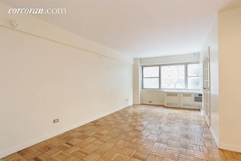 New York City Real Estate | View 333 East 46th Street, 2F | 1 Bed, 1 Bath | View 1
