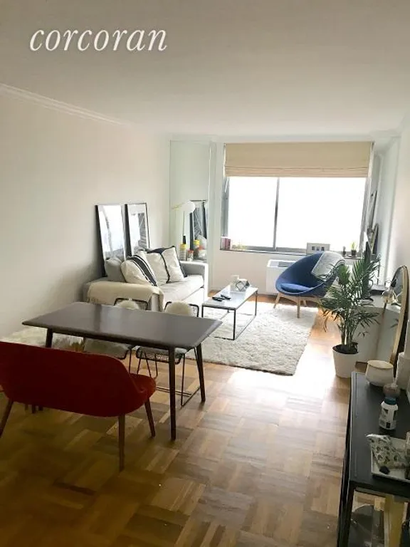 New York City Real Estate | View 111 West 67th Street, 41F | room 1 | View 2