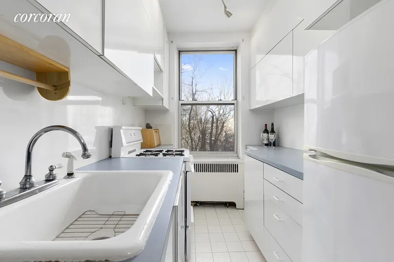 New York City Real Estate | View 360 Cabrini Boulevard, 4F | Kitchen | View 4