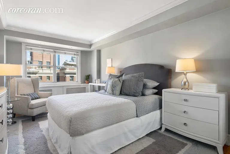 New York City Real Estate | View 430 West 34th Street, 17H | room 2 | View 3