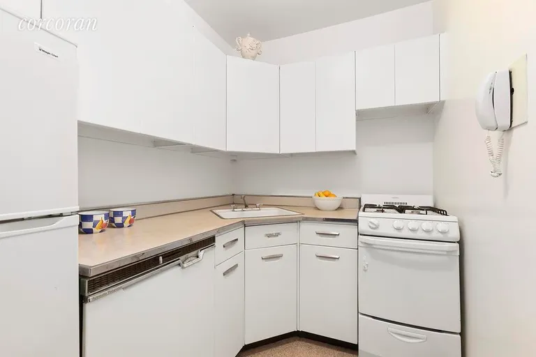 New York City Real Estate | View 205 East 63rd Street, 14H | room 3 | View 4