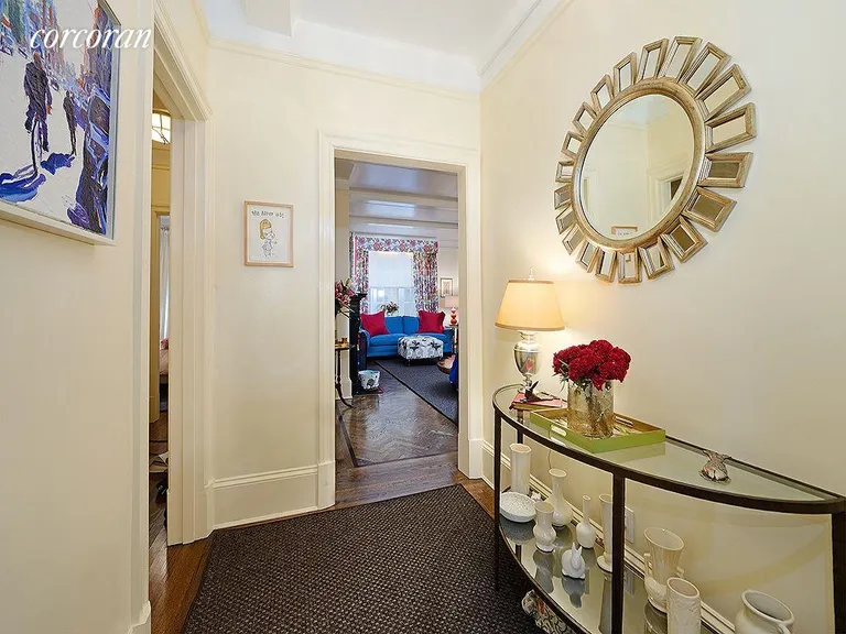 New York City Real Estate | View 139 East 66th Street, 2N | room 7 | View 8