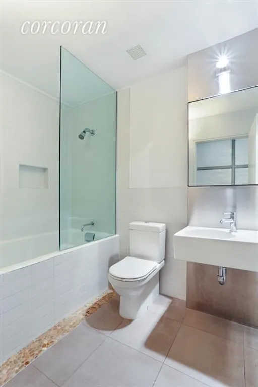 New York City Real Estate | View 497 Greenwich Street, 3A | Bathroom | View 9