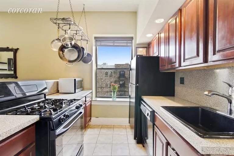 New York City Real Estate | View 254 Park Place, 4C | Kitchen | View 5