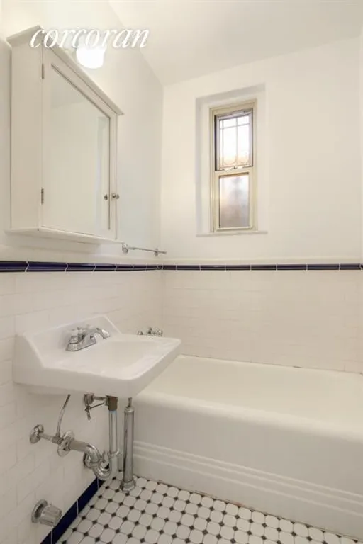 New York City Real Estate | View 145 Hicks Street, A16 | Bathroom | View 7