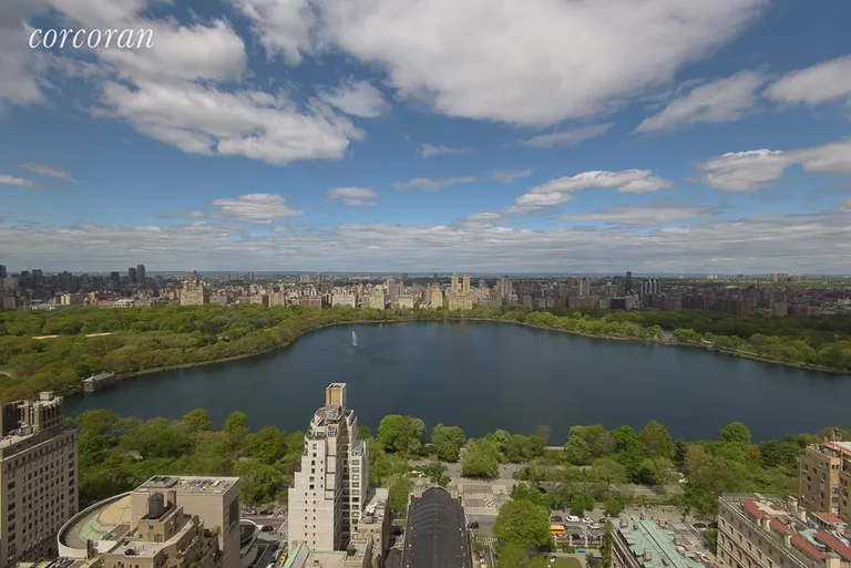 New York City Real Estate | View 45 East 89th Street, 40EFG | Central Park and Reservoir View | View 3