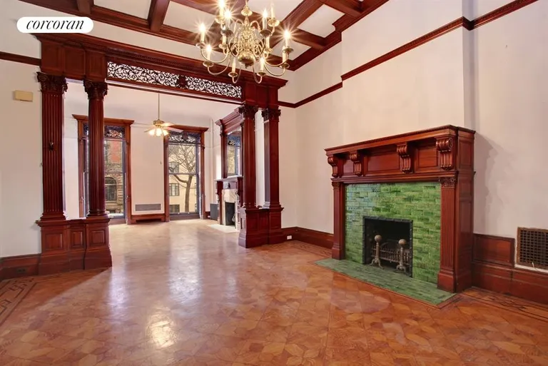 New York City Real Estate | View 15 Pierrepont Street, 3 | Living Room | View 2
