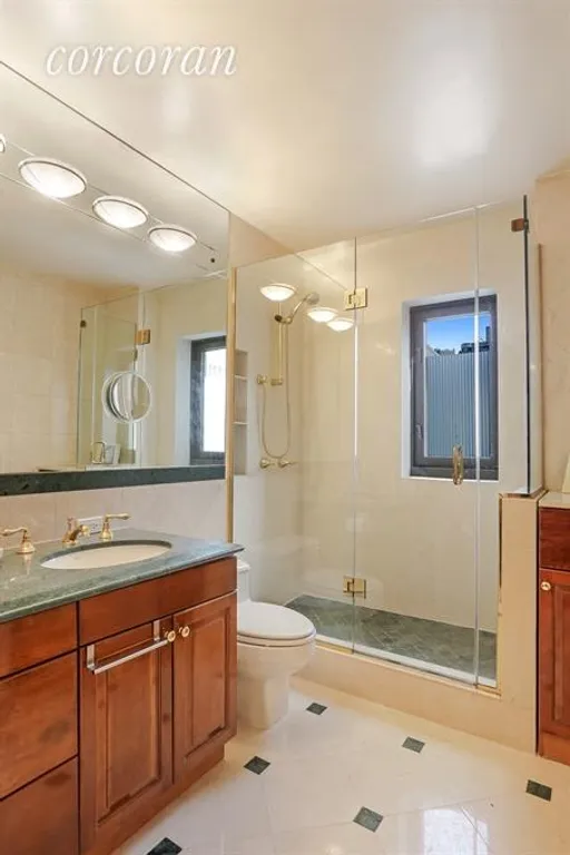 New York City Real Estate | View 161 West 61st Street, 14G | Bathroom | View 8
