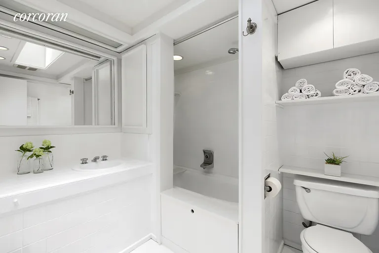 New York City Real Estate | View 260 West 22nd Street, PH4 | One of Two Full Baths | View 9