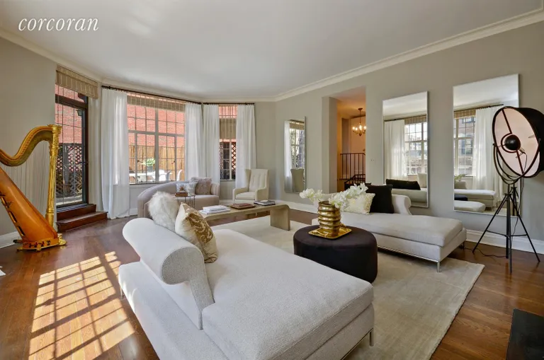 New York City Real Estate | View 71 East 77th Street, PHS | 3 Beds, 3 Baths | View 1