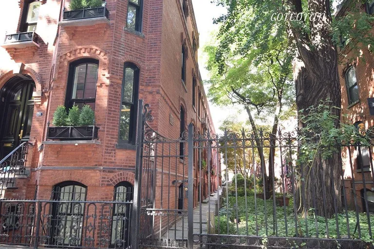 New York City Real Estate | View 142 Baltic Street, 2R | room 8 | View 9