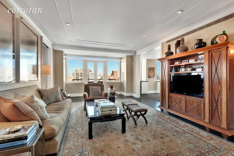 New York City Real Estate | View 188 East 78th Street, 28B | room 4 | View 5