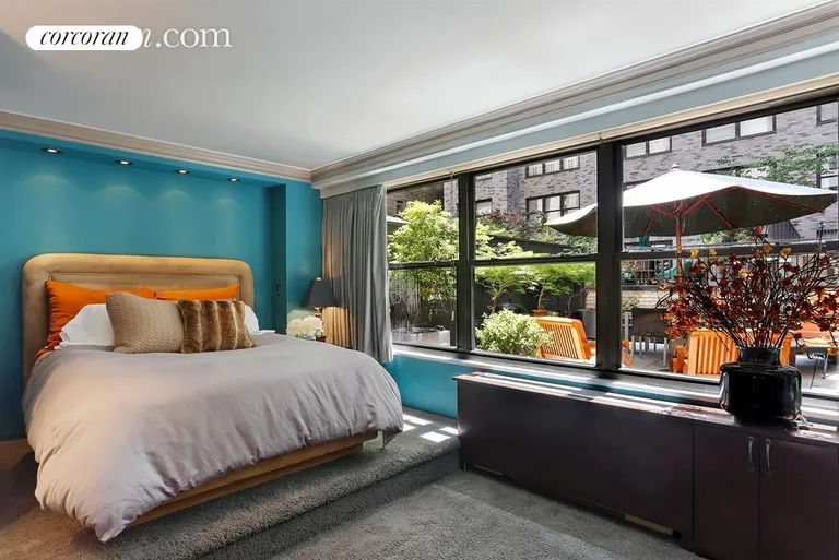 New York City Real Estate | View 225 East 57th Street, 1Q | Spacious Sleeping Alcove | View 4